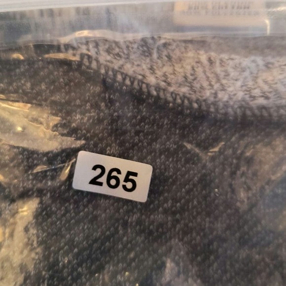 Tommy Bahama Sweatshirt Mens Size XL  Gray color block Long Sleeve Pullover - Picture 13 of 13